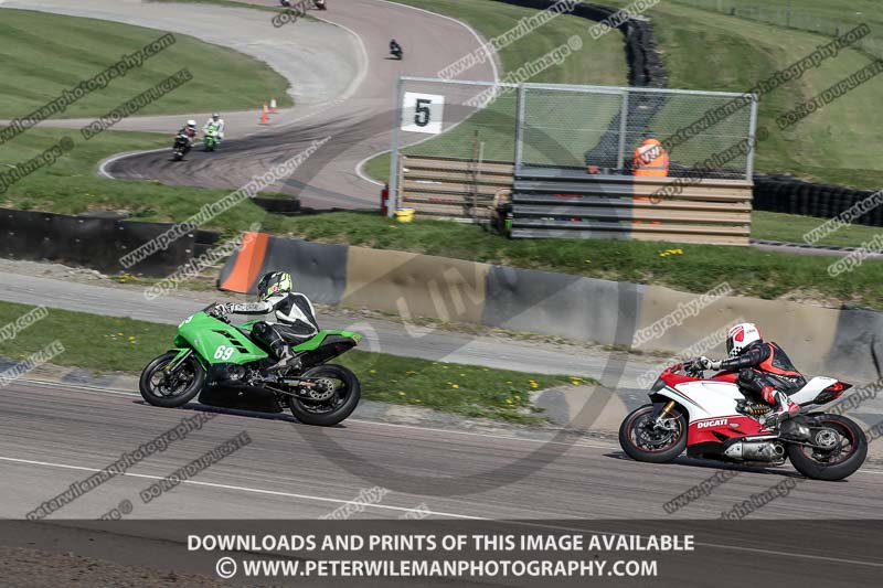cadwell park;cadwell park photographs;cadwell trackday photographs;enduro digital images;event digital images;eventdigitalimages;peter wileman photography;racing digital images;trackday digital images;trackday photos