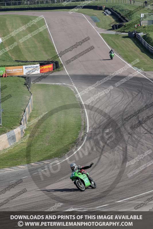 cadwell park;cadwell park photographs;cadwell trackday photographs;enduro digital images;event digital images;eventdigitalimages;peter wileman photography;racing digital images;trackday digital images;trackday photos