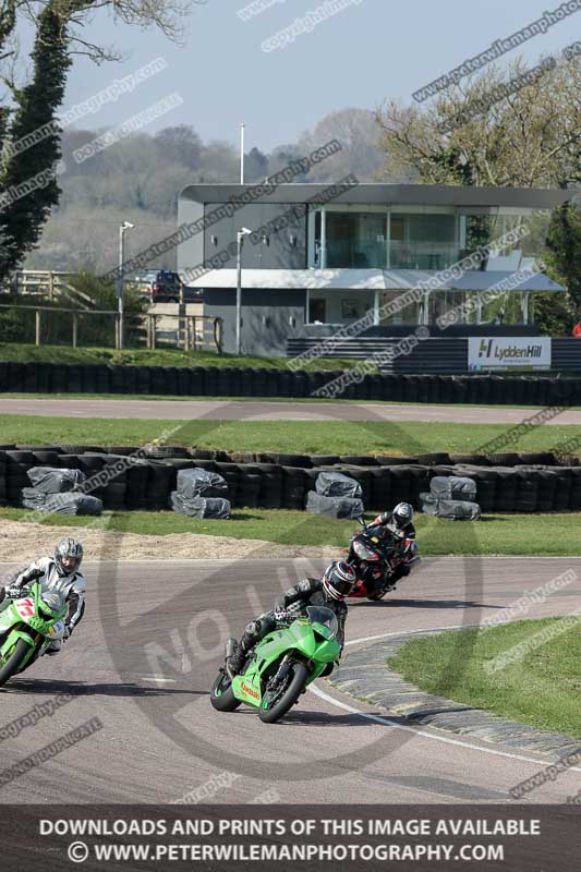cadwell park;cadwell park photographs;cadwell trackday photographs;enduro digital images;event digital images;eventdigitalimages;peter wileman photography;racing digital images;trackday digital images;trackday photos