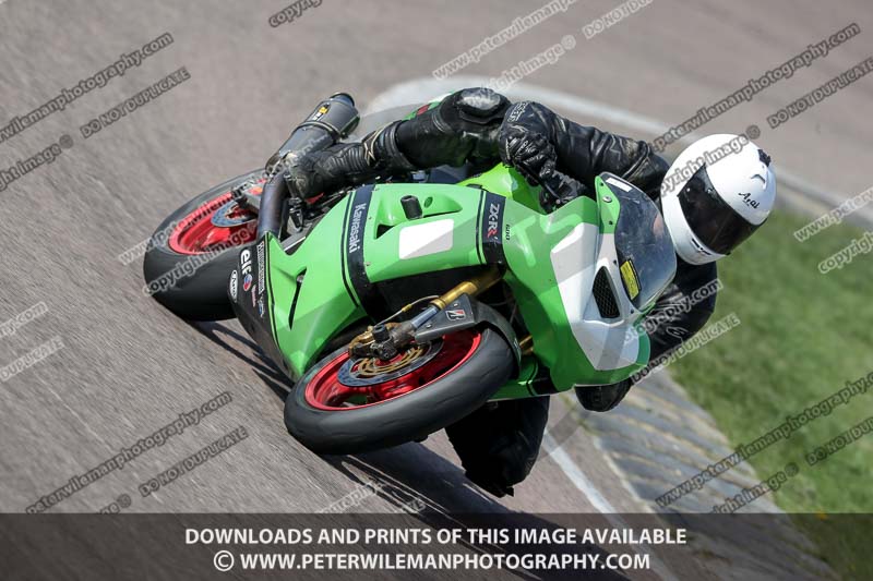 cadwell park;cadwell park photographs;cadwell trackday photographs;enduro digital images;event digital images;eventdigitalimages;peter wileman photography;racing digital images;trackday digital images;trackday photos