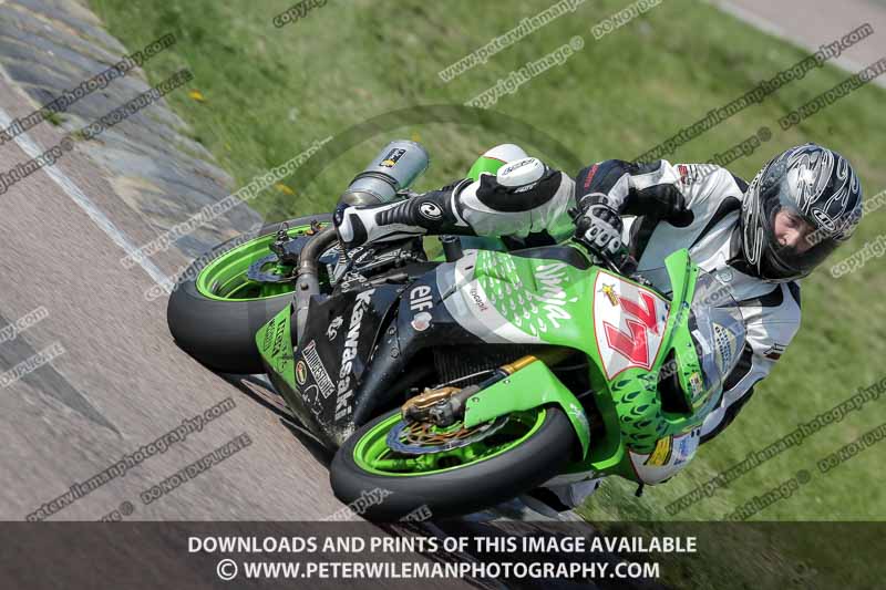 cadwell park;cadwell park photographs;cadwell trackday photographs;enduro digital images;event digital images;eventdigitalimages;peter wileman photography;racing digital images;trackday digital images;trackday photos