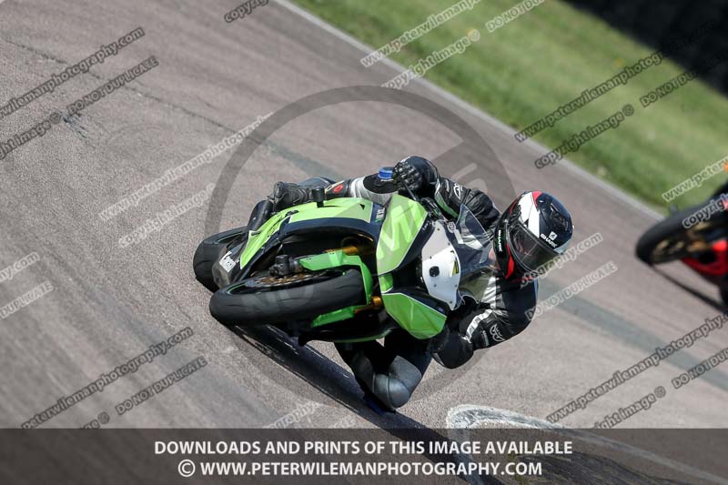 cadwell park;cadwell park photographs;cadwell trackday photographs;enduro digital images;event digital images;eventdigitalimages;peter wileman photography;racing digital images;trackday digital images;trackday photos