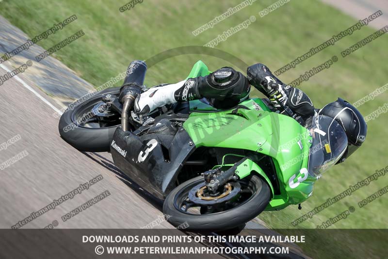 cadwell park;cadwell park photographs;cadwell trackday photographs;enduro digital images;event digital images;eventdigitalimages;peter wileman photography;racing digital images;trackday digital images;trackday photos