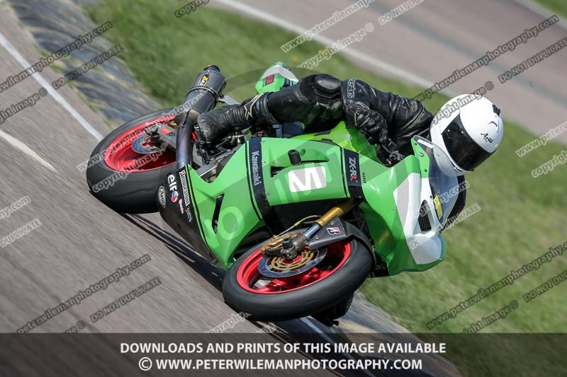 cadwell park;cadwell park photographs;cadwell trackday photographs;enduro digital images;event digital images;eventdigitalimages;peter wileman photography;racing digital images;trackday digital images;trackday photos