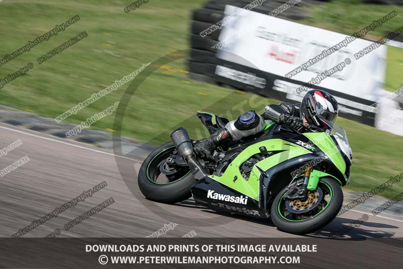 cadwell park;cadwell park photographs;cadwell trackday photographs;enduro digital images;event digital images;eventdigitalimages;peter wileman photography;racing digital images;trackday digital images;trackday photos