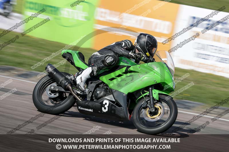 cadwell park;cadwell park photographs;cadwell trackday photographs;enduro digital images;event digital images;eventdigitalimages;peter wileman photography;racing digital images;trackday digital images;trackday photos