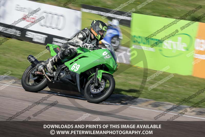 cadwell park;cadwell park photographs;cadwell trackday photographs;enduro digital images;event digital images;eventdigitalimages;peter wileman photography;racing digital images;trackday digital images;trackday photos