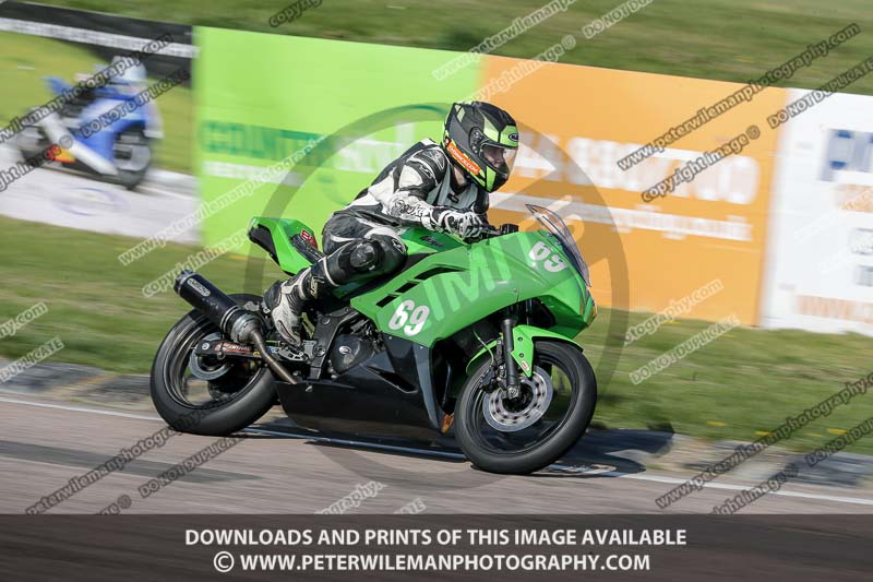 cadwell park;cadwell park photographs;cadwell trackday photographs;enduro digital images;event digital images;eventdigitalimages;peter wileman photography;racing digital images;trackday digital images;trackday photos