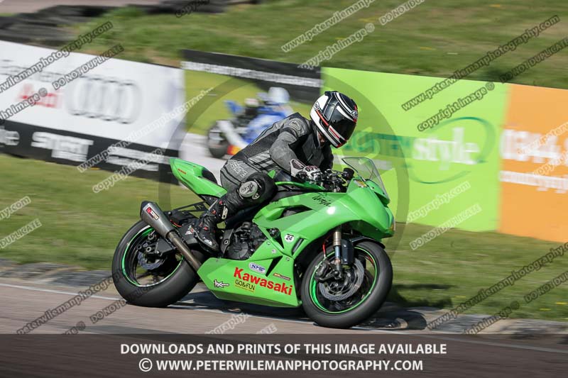 cadwell park;cadwell park photographs;cadwell trackday photographs;enduro digital images;event digital images;eventdigitalimages;peter wileman photography;racing digital images;trackday digital images;trackday photos