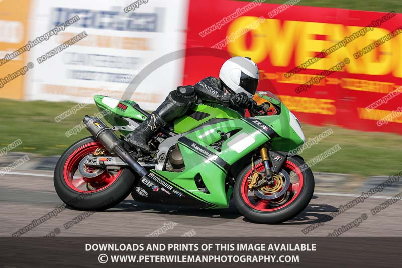 cadwell park;cadwell park photographs;cadwell trackday photographs;enduro digital images;event digital images;eventdigitalimages;peter wileman photography;racing digital images;trackday digital images;trackday photos