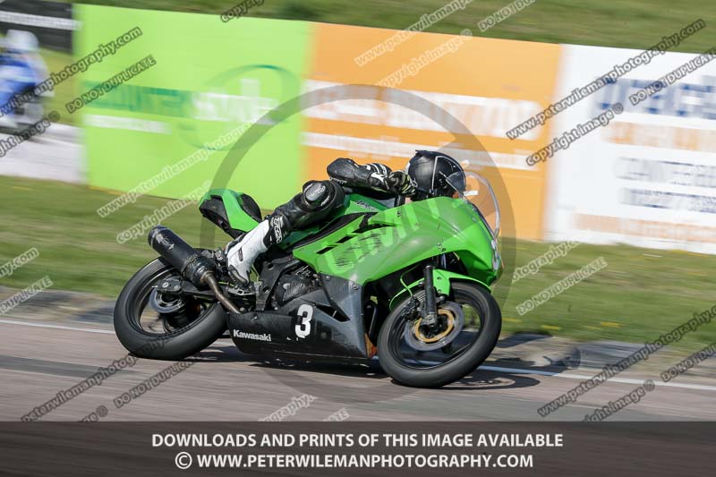 cadwell park;cadwell park photographs;cadwell trackday photographs;enduro digital images;event digital images;eventdigitalimages;peter wileman photography;racing digital images;trackday digital images;trackday photos