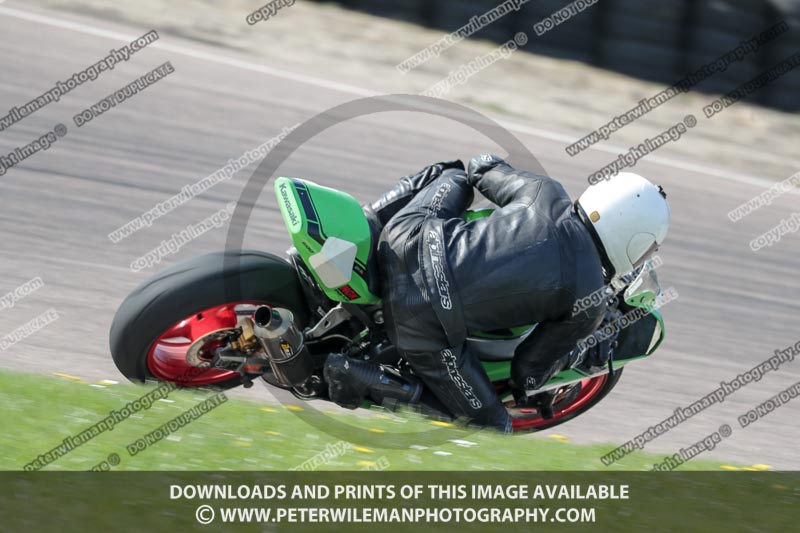 cadwell park;cadwell park photographs;cadwell trackday photographs;enduro digital images;event digital images;eventdigitalimages;peter wileman photography;racing digital images;trackday digital images;trackday photos