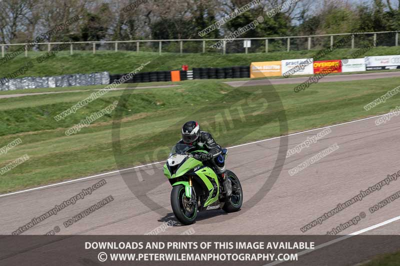 cadwell park;cadwell park photographs;cadwell trackday photographs;enduro digital images;event digital images;eventdigitalimages;peter wileman photography;racing digital images;trackday digital images;trackday photos