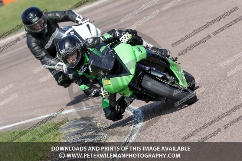 cadwell park;cadwell park photographs;cadwell trackday photographs;enduro digital images;event digital images;eventdigitalimages;peter wileman photography;racing digital images;trackday digital images;trackday photos
