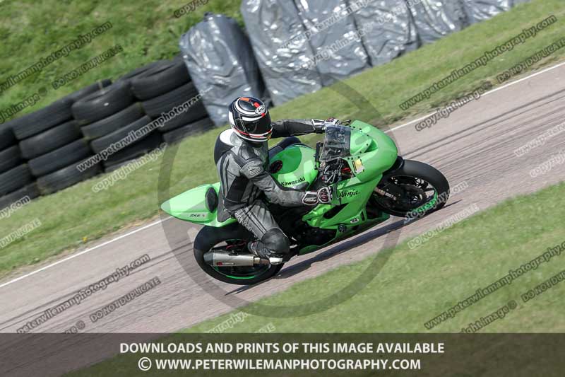 cadwell park;cadwell park photographs;cadwell trackday photographs;enduro digital images;event digital images;eventdigitalimages;peter wileman photography;racing digital images;trackday digital images;trackday photos