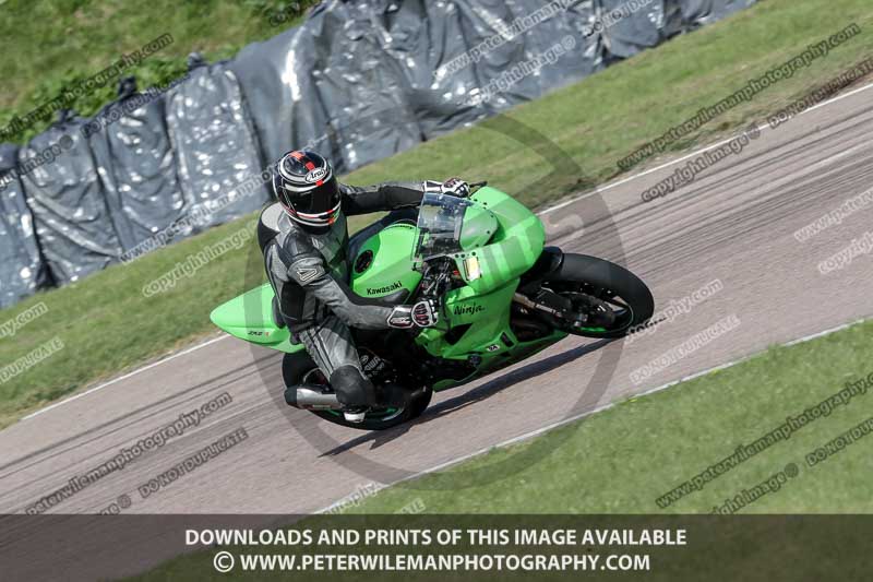 cadwell park;cadwell park photographs;cadwell trackday photographs;enduro digital images;event digital images;eventdigitalimages;peter wileman photography;racing digital images;trackday digital images;trackday photos
