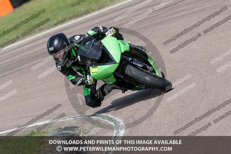 cadwell park;cadwell park photographs;cadwell trackday photographs;enduro digital images;event digital images;eventdigitalimages;peter wileman photography;racing digital images;trackday digital images;trackday photos