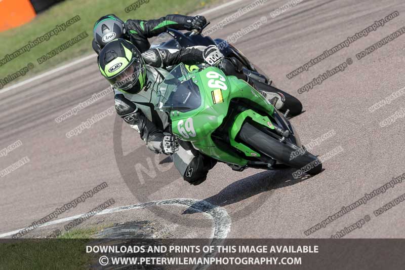 cadwell park;cadwell park photographs;cadwell trackday photographs;enduro digital images;event digital images;eventdigitalimages;peter wileman photography;racing digital images;trackday digital images;trackday photos