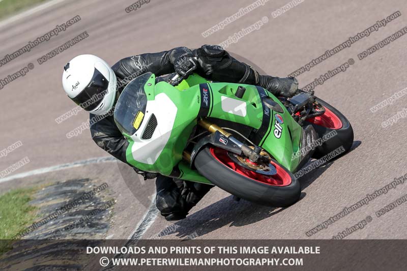cadwell park;cadwell park photographs;cadwell trackday photographs;enduro digital images;event digital images;eventdigitalimages;peter wileman photography;racing digital images;trackday digital images;trackday photos