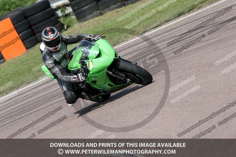 cadwell park;cadwell park photographs;cadwell trackday photographs;enduro digital images;event digital images;eventdigitalimages;peter wileman photography;racing digital images;trackday digital images;trackday photos