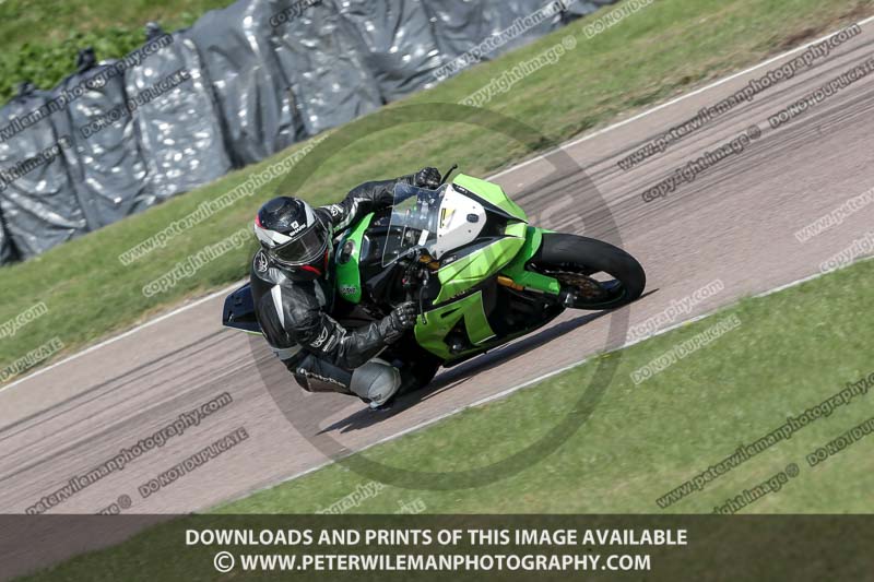 cadwell park;cadwell park photographs;cadwell trackday photographs;enduro digital images;event digital images;eventdigitalimages;peter wileman photography;racing digital images;trackday digital images;trackday photos