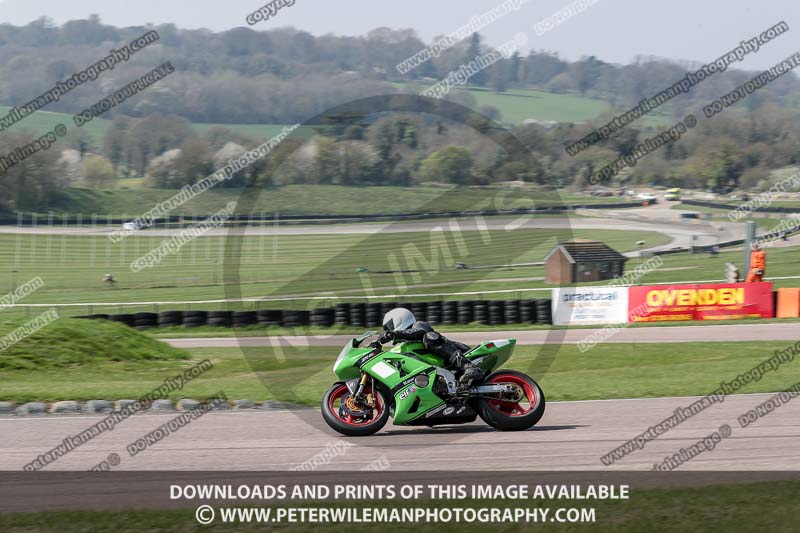 cadwell park;cadwell park photographs;cadwell trackday photographs;enduro digital images;event digital images;eventdigitalimages;peter wileman photography;racing digital images;trackday digital images;trackday photos