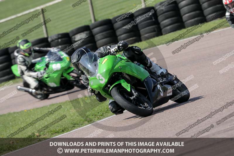 cadwell park;cadwell park photographs;cadwell trackday photographs;enduro digital images;event digital images;eventdigitalimages;peter wileman photography;racing digital images;trackday digital images;trackday photos
