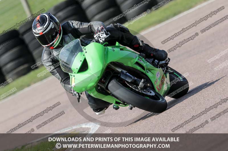 cadwell park;cadwell park photographs;cadwell trackday photographs;enduro digital images;event digital images;eventdigitalimages;peter wileman photography;racing digital images;trackday digital images;trackday photos