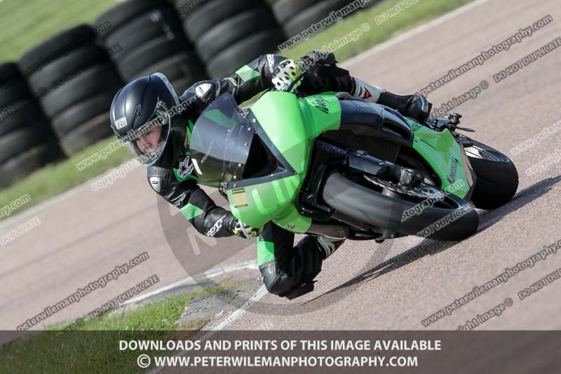 cadwell park;cadwell park photographs;cadwell trackday photographs;enduro digital images;event digital images;eventdigitalimages;peter wileman photography;racing digital images;trackday digital images;trackday photos