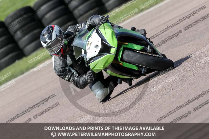 cadwell park;cadwell park photographs;cadwell trackday photographs;enduro digital images;event digital images;eventdigitalimages;peter wileman photography;racing digital images;trackday digital images;trackday photos