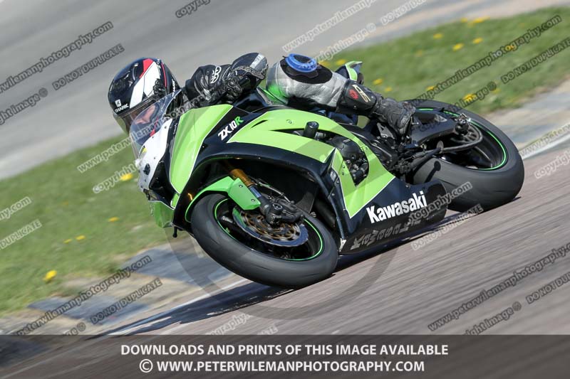 cadwell park;cadwell park photographs;cadwell trackday photographs;enduro digital images;event digital images;eventdigitalimages;peter wileman photography;racing digital images;trackday digital images;trackday photos