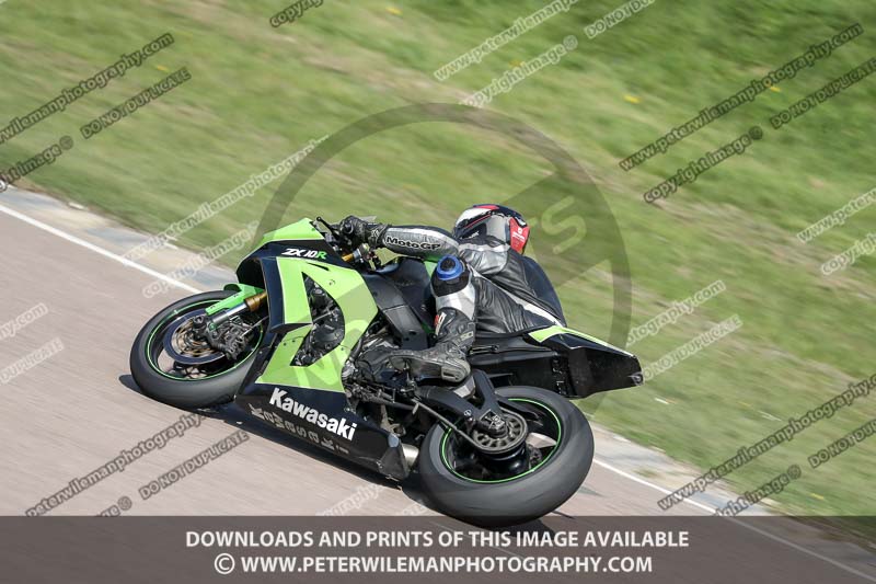 cadwell park;cadwell park photographs;cadwell trackday photographs;enduro digital images;event digital images;eventdigitalimages;peter wileman photography;racing digital images;trackday digital images;trackday photos