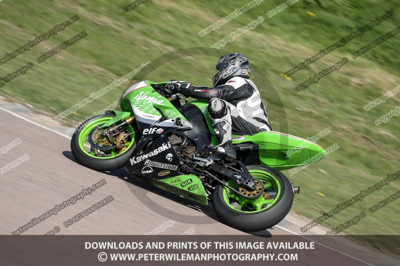 cadwell park;cadwell park photographs;cadwell trackday photographs;enduro digital images;event digital images;eventdigitalimages;peter wileman photography;racing digital images;trackday digital images;trackday photos