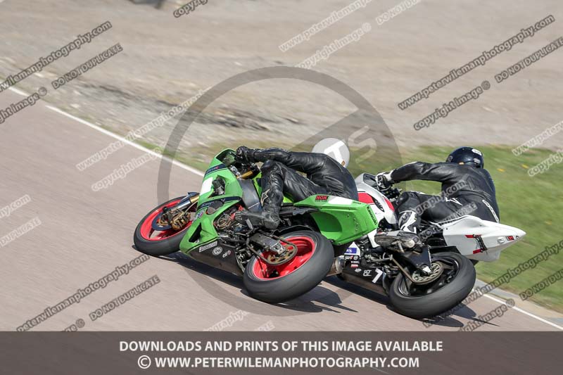 cadwell park;cadwell park photographs;cadwell trackday photographs;enduro digital images;event digital images;eventdigitalimages;peter wileman photography;racing digital images;trackday digital images;trackday photos