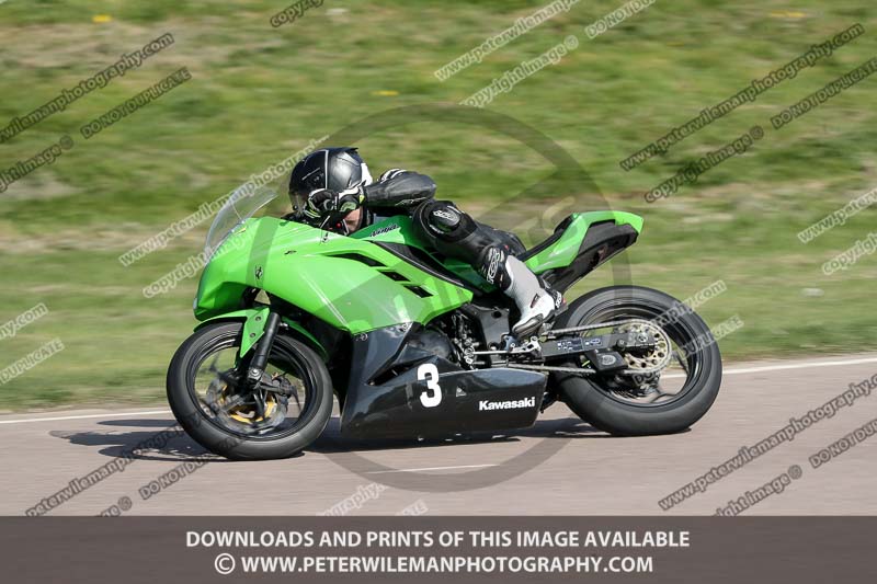 cadwell park;cadwell park photographs;cadwell trackday photographs;enduro digital images;event digital images;eventdigitalimages;peter wileman photography;racing digital images;trackday digital images;trackday photos