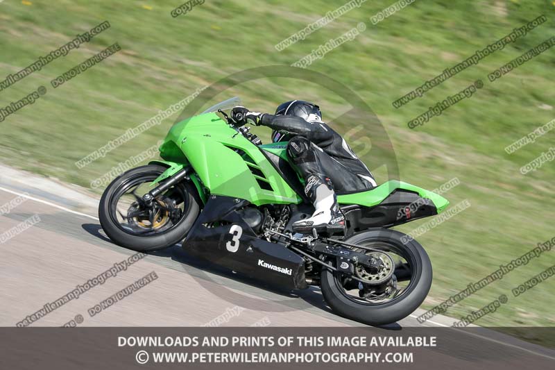cadwell park;cadwell park photographs;cadwell trackday photographs;enduro digital images;event digital images;eventdigitalimages;peter wileman photography;racing digital images;trackday digital images;trackday photos