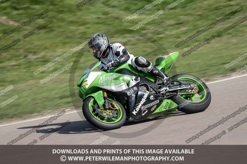 cadwell park;cadwell park photographs;cadwell trackday photographs;enduro digital images;event digital images;eventdigitalimages;peter wileman photography;racing digital images;trackday digital images;trackday photos