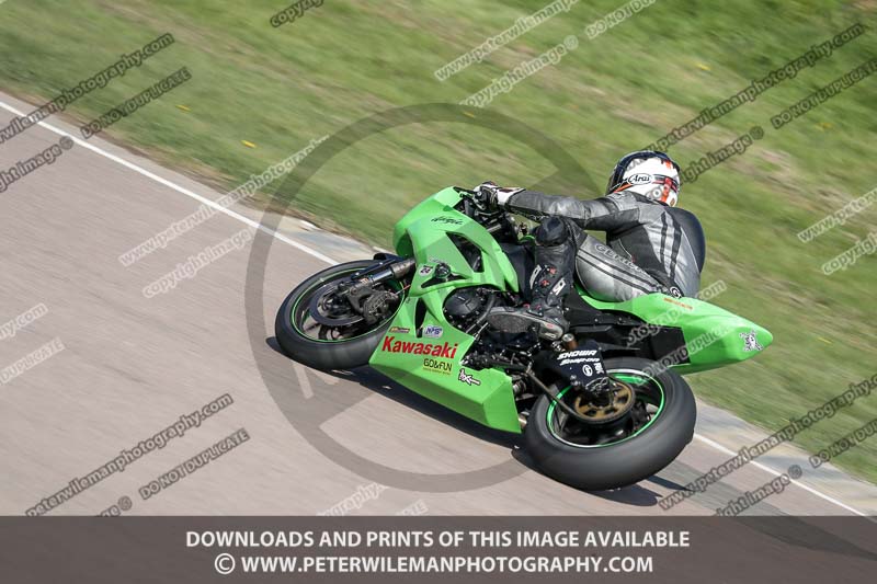 cadwell park;cadwell park photographs;cadwell trackday photographs;enduro digital images;event digital images;eventdigitalimages;peter wileman photography;racing digital images;trackday digital images;trackday photos