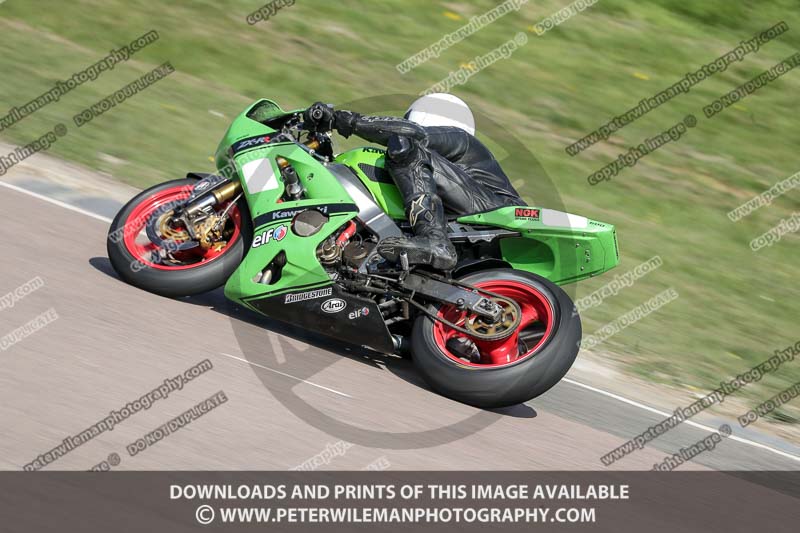 cadwell park;cadwell park photographs;cadwell trackday photographs;enduro digital images;event digital images;eventdigitalimages;peter wileman photography;racing digital images;trackday digital images;trackday photos