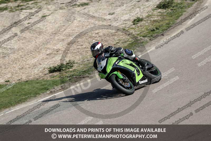 cadwell park;cadwell park photographs;cadwell trackday photographs;enduro digital images;event digital images;eventdigitalimages;peter wileman photography;racing digital images;trackday digital images;trackday photos