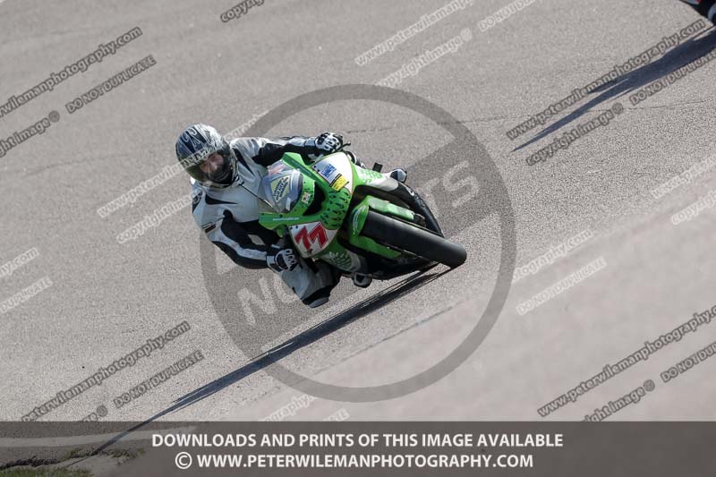 cadwell park;cadwell park photographs;cadwell trackday photographs;enduro digital images;event digital images;eventdigitalimages;peter wileman photography;racing digital images;trackday digital images;trackday photos