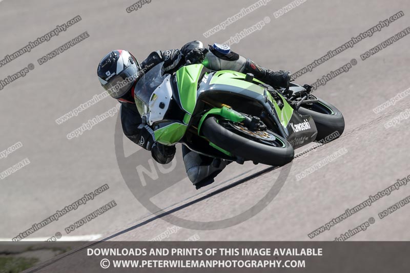 cadwell park;cadwell park photographs;cadwell trackday photographs;enduro digital images;event digital images;eventdigitalimages;peter wileman photography;racing digital images;trackday digital images;trackday photos