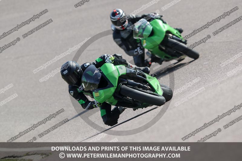cadwell park;cadwell park photographs;cadwell trackday photographs;enduro digital images;event digital images;eventdigitalimages;peter wileman photography;racing digital images;trackday digital images;trackday photos