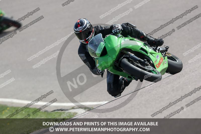 cadwell park;cadwell park photographs;cadwell trackday photographs;enduro digital images;event digital images;eventdigitalimages;peter wileman photography;racing digital images;trackday digital images;trackday photos