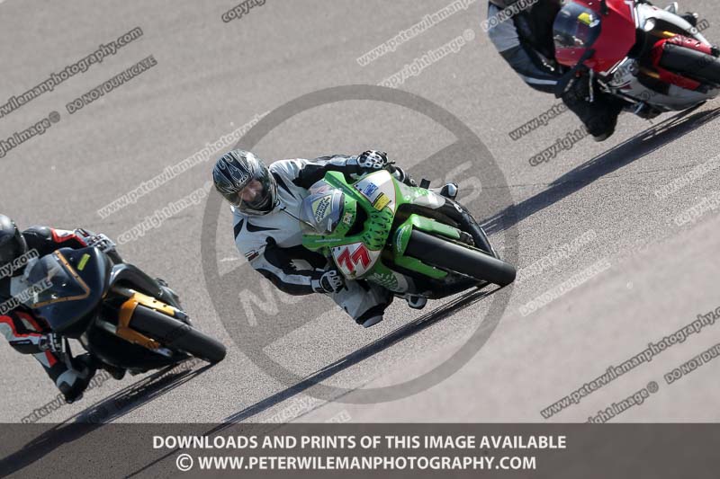 cadwell park;cadwell park photographs;cadwell trackday photographs;enduro digital images;event digital images;eventdigitalimages;peter wileman photography;racing digital images;trackday digital images;trackday photos