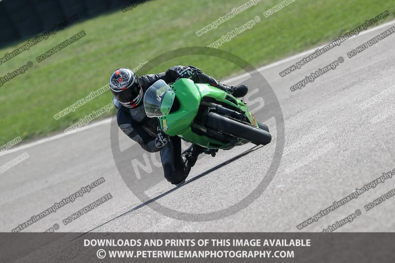 cadwell park;cadwell park photographs;cadwell trackday photographs;enduro digital images;event digital images;eventdigitalimages;peter wileman photography;racing digital images;trackday digital images;trackday photos
