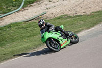 cadwell-park;cadwell-park-photographs;cadwell-trackday-photographs;enduro-digital-images;event-digital-images;eventdigitalimages;peter-wileman-photography;racing-digital-images;trackday-digital-images;trackday-photos
