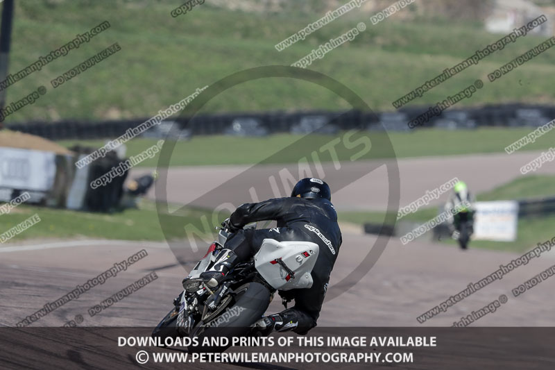 cadwell park;cadwell park photographs;cadwell trackday photographs;enduro digital images;event digital images;eventdigitalimages;peter wileman photography;racing digital images;trackday digital images;trackday photos