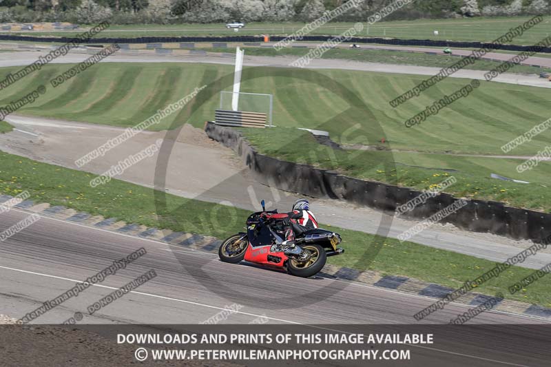 cadwell park;cadwell park photographs;cadwell trackday photographs;enduro digital images;event digital images;eventdigitalimages;peter wileman photography;racing digital images;trackday digital images;trackday photos
