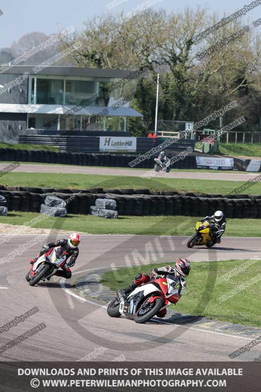 cadwell park;cadwell park photographs;cadwell trackday photographs;enduro digital images;event digital images;eventdigitalimages;peter wileman photography;racing digital images;trackday digital images;trackday photos